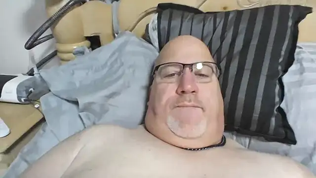 Bigbear0563 online show from 12/19/25, 03:41