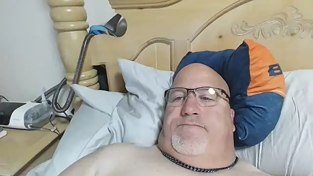 Bigbear0563 online show from 03/26/26, 04:01