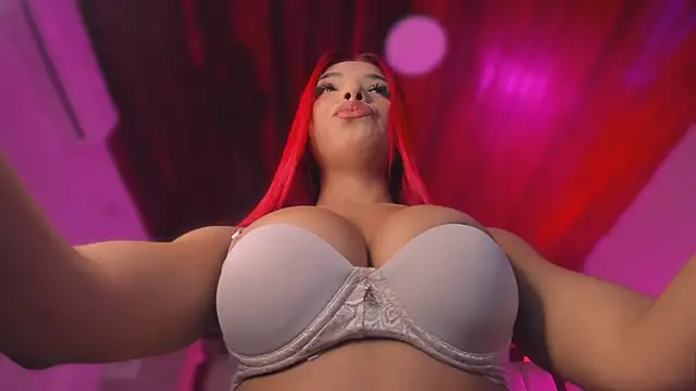 Emmily Savage online show from 11/07/25, 11:43