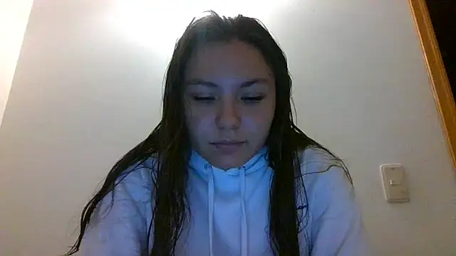 Snapshot of _andygirl chatting on 12/27/24, 10:59  andygirl online show from 12/27/24, 10:59