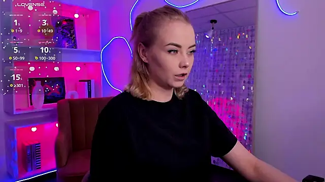 StephanieSweety online show from 02/13/26, 05:31