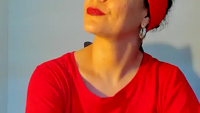 Snapshot of Sami_Hotie1 chatting on 11/02/25, 08:00 Sami Hotie1 online show from 11/02/25, 08:00