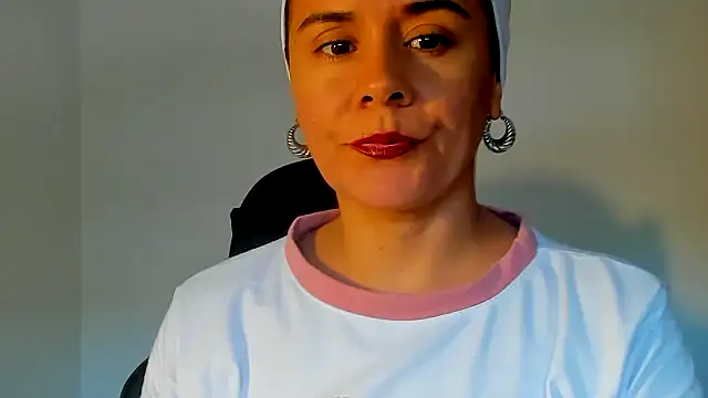 Snapshot of Sami_Hotie1 chatting on 11/04/25, 09:25 Sami Hotie1 online show from 11/04/25, 09:25