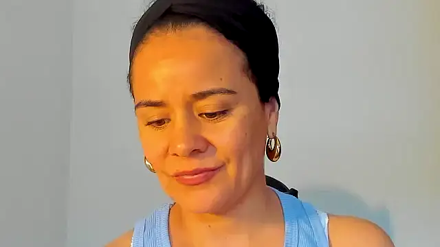 Snapshot of Sami_Hotie1 chatting on 11/16/25, 09:31 Sami Hotie1 online show from 11/16/25, 09:31