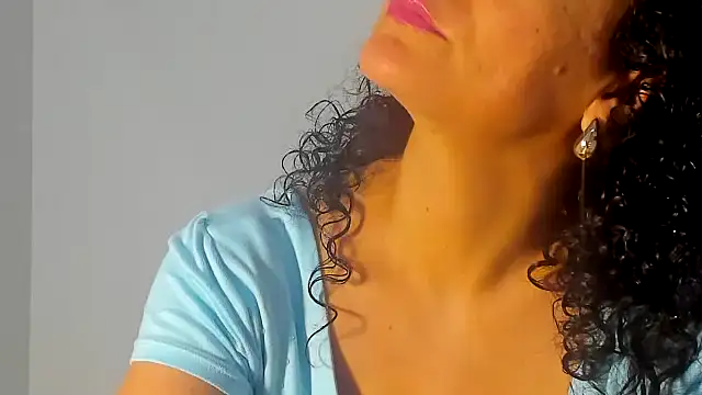 Snapshot of Sami_Hotie1 chatting on 12/02/25, 06:14 Sami Hotie1 online show from 12/02/25, 06:14