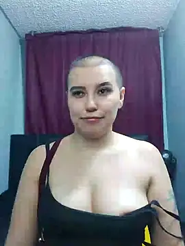 Snapshot of TamySweetness chatting on 01/04/25, 12:27 TamySweetness online show from 01/04/25, 12:27