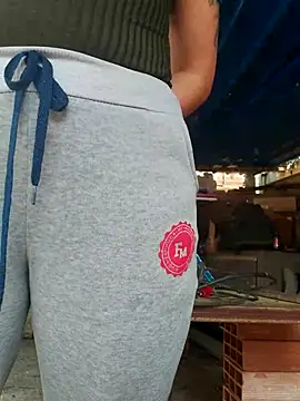 Snapshot of TamySweetness chatting on 03/15/25, 04:21 TamySweetness online show from 03/15/25, 04:21
