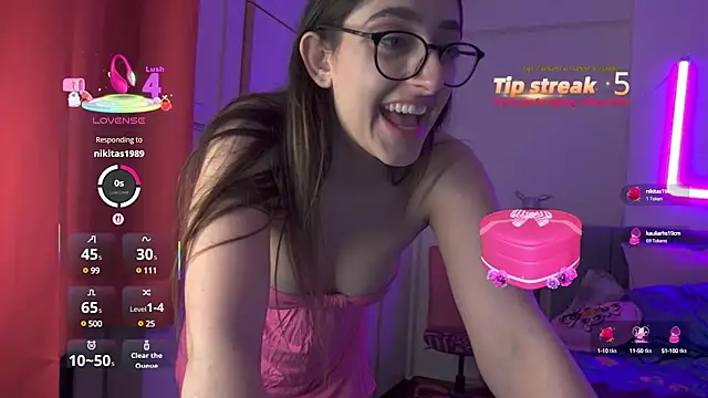 Snapshot of princiana chatting on 03/07/25, 04:44 princiana online show from 03/07/25, 04:44