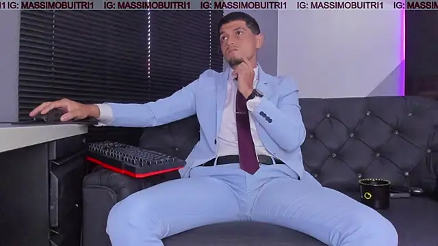 massimo g online show from 12/19/25, 01:07