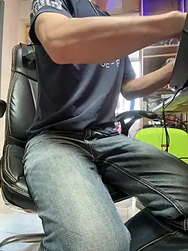 Snapshot of wSilEliaXm chatting on 12/01/25, 07:46 wSilEliaXm online show from 12/01/25, 07:46