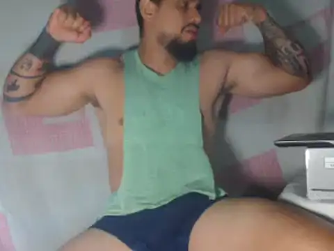 Snapshot of sebasx412 chatting on 01/28/25, 03:15 sebasx412 online show from 01/28/25, 03:15