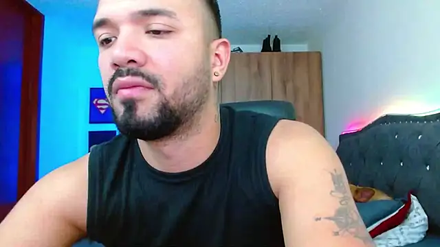 mathew vidal1 online show from 11/17/25, 02:39