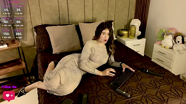 Snapshot of Isabellacharm chatting on 06/30/26, 04:19 Isabellacharm online show from 06/30/26, 04:19
