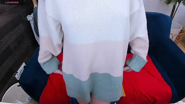 Snapshot of JannaVerdi_ chatting on 02/26/25, 02:14 JannaVerdi online show from 02/26/25, 02:14