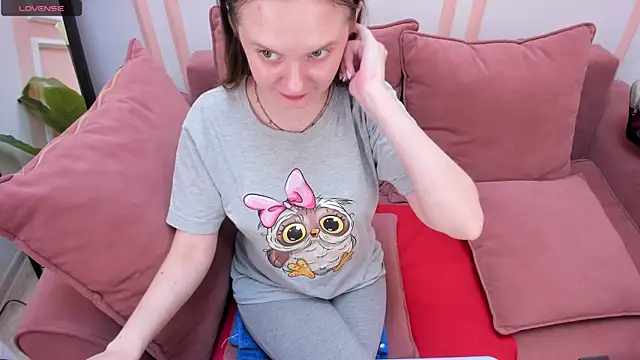 Snapshot of JannaVerdi_ chatting on 10/14/25, 06:25 JannaVerdi online show from 10/14/25, 06:25