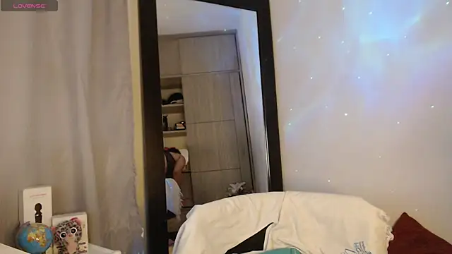 cristal sexybody online show from 02/21/25, 03:12