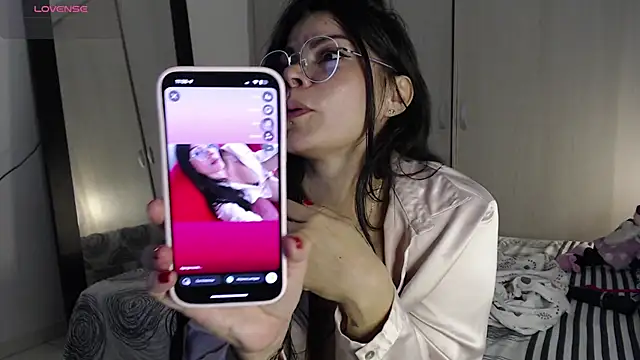 cristal sexybody online show from 10/20/25, 04:51