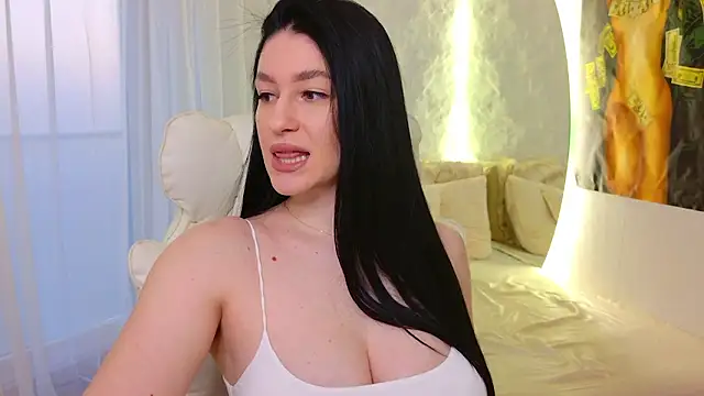 Snapshot of moniqque chatting on 03/09/26, 05:11 moniqque online show from 03/09/26, 05:11