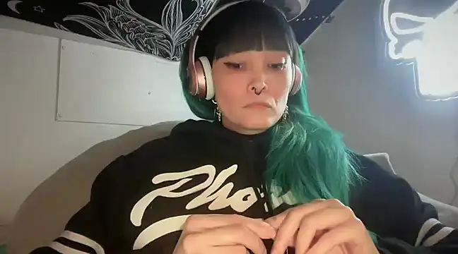 FRRANNKIE online show from 02/28/25, 01:58