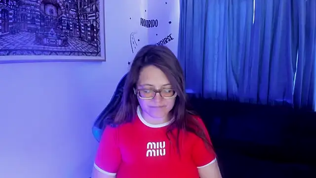 Ivette Shaira online show from 07/06/26, 03:03