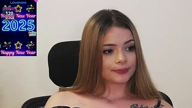 Kailynn Moenn online show from 01/02/25, 08:57