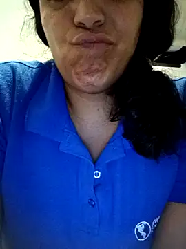 Snapshot of Morenitha-XXX chatting on 02/18/26, 06:37 Morenitha-XXX online show from 02/18/26, 06:37