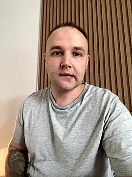 Snapshot of Your_slaveboy chatting on 11/14/25, 08:46 Your slaveboy online show from 11/14/25, 08:46