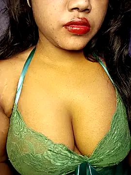 Hotlisa online show from 11/25/25, 04:40