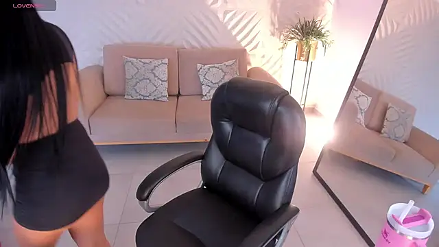 MileyCruz  online show from 03/15/25, 07:27