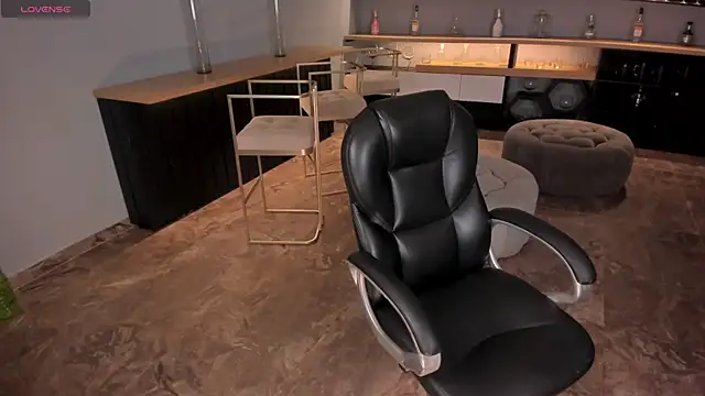 MileyCruz  online show from 09/14/25, 11:31