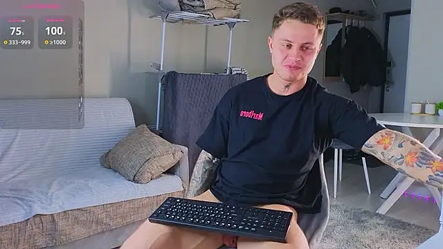 Snapshot of more__than__love chatting on 02/19/26, 11:50 more than love online show from 02/19/26, 11:50