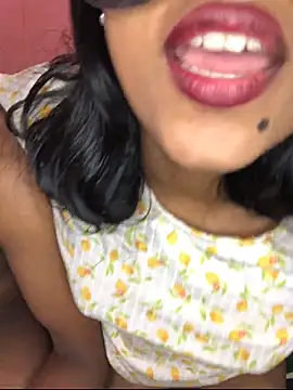 Snapshot of Naughty_soulz chatting on 11/24/25, 04:34 Naughty soulz online show from 11/24/25, 04:34