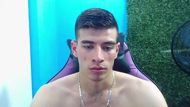 Snapshot of DEIBY_BABY chatting on 12/31/24, 03:45 DEIBY BABY online show from 12/31/24, 03:45