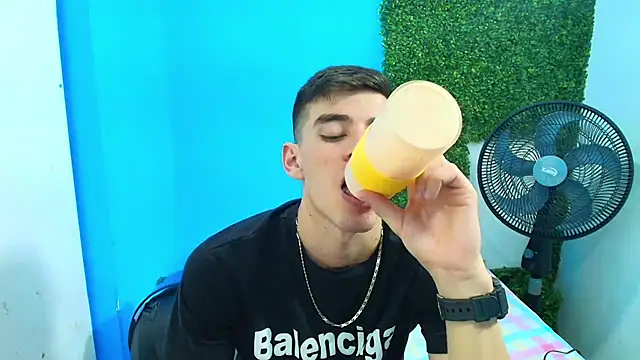 Snapshot of DEIBY_BABY chatting on 01/29/25, 03:54 DEIBY BABY online show from 01/29/25, 03:54