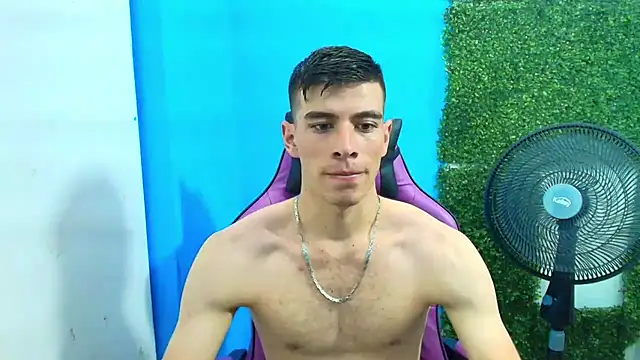 Snapshot of DEIBY_BABY chatting on 01/29/25, 06:50 DEIBY BABY online show from 01/29/25, 06:50
