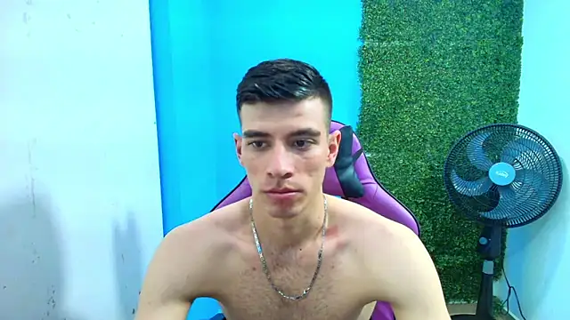 Snapshot of DEIBY_BABY chatting on 01/31/25, 03:09 DEIBY BABY online show from 01/31/25, 03:09
