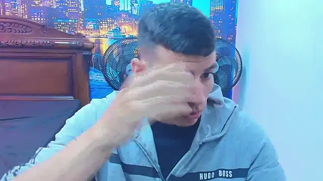 Snapshot of DEIBY_BABY chatting on 10/31/25, 03:57 DEIBY BABY online show from 10/31/25, 03:57