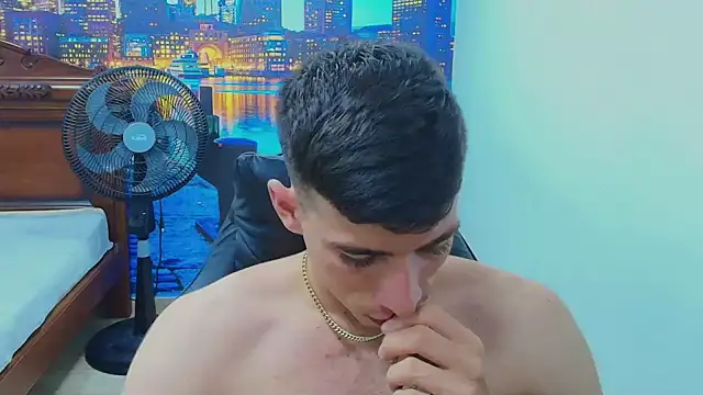 Snapshot of DEIBY_BABY chatting on 11/15/25, 03:04 DEIBY BABY online show from 11/15/25, 03:04