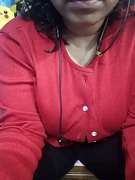 Sexybomb33 online show from 02/12/25, 08:18