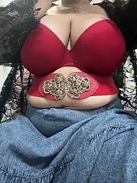 Sexybomb33 online show from 02/17/26, 08:37