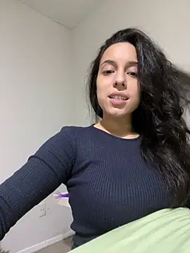 Natur4lBeautyb33 online show from 12/08/24, 04:25