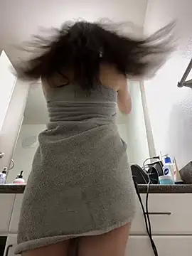 Natur4lBeautyb33 online show from 12/10/24, 07:43