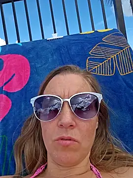 SkyelarSommer online show from 03/12/26, 04:57