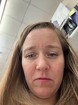 SkyelarSommer online show from 04/02/26, 03:42