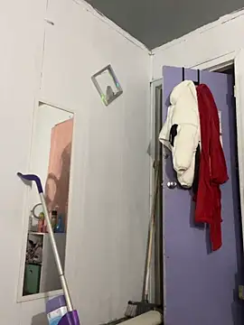 DominiqueX0 online show from 03/06/26, 01:57