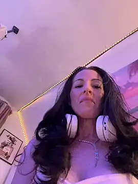 DominiqueX0 online show from 07/13/26, 04:26