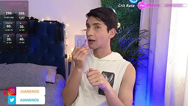 by pandora online show from 04/10/26, 07:18