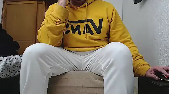 Snapshot of tattoodark_25 chatting on 03/15/25, 06:54 tattoodark 25 online show from 03/15/25, 06:54