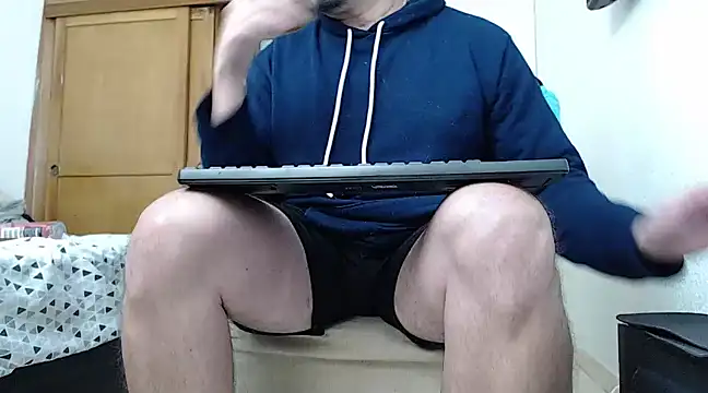 Snapshot of tattoodark_25 chatting on 03/18/25, 08:59 tattoodark 25 online show from 03/18/25, 08:59