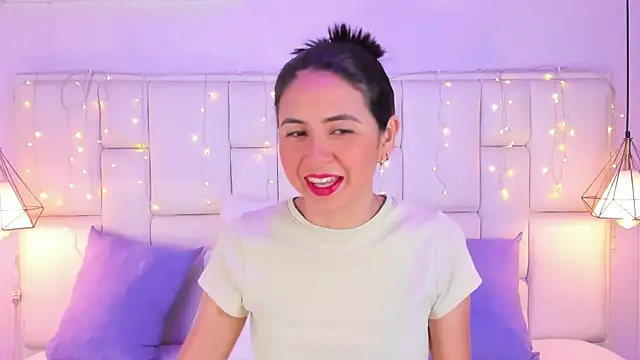 SarahSophia  online show from 02/12/25, 11:40